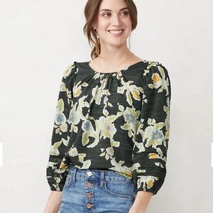 NWT LC Lauren Conrad Women’s Floral Blouse Long Sleeve Round Neck Size XXL
